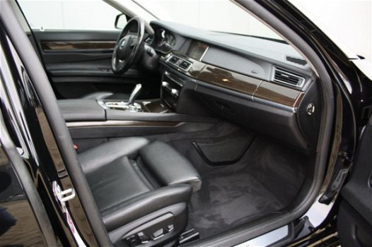 BMW 7-serie - 730d Executive AUT - 1