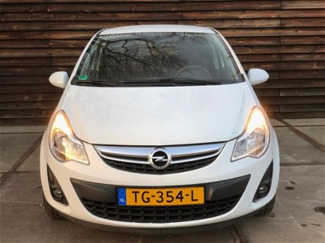 Opel Corsa - 1