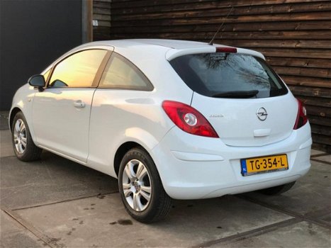 Opel Corsa - 1