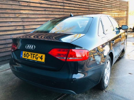 Audi A4 - 2.0 TDI 136 pk - 1