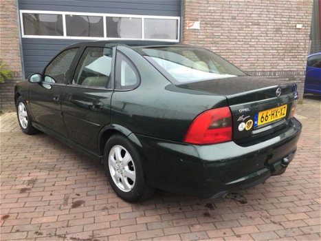 Opel Vectra - 1.8-16V Business Edition Climate / Leder - 1