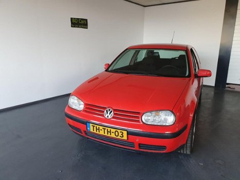 Volkswagen Golf - 1.6 APK 30-09-2020 bel naar 0591750394 - 1