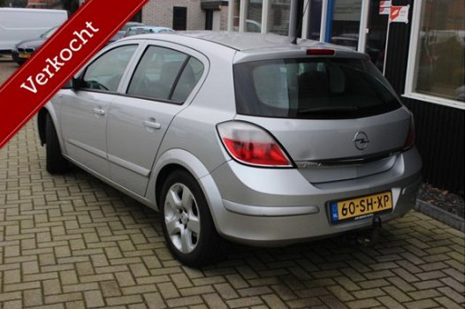 Opel Astra - 1.6 Edition/ Airco/5drs /Cruise/Trekhaak - 1