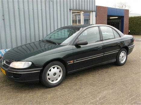 Opel Omega - 2.5i V6 GL Comfort - 1