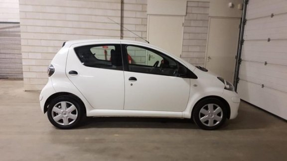 Toyota Aygo - 1.0-12V Cool NAP 2e eigenaar APK 5 deurs Airco - 1