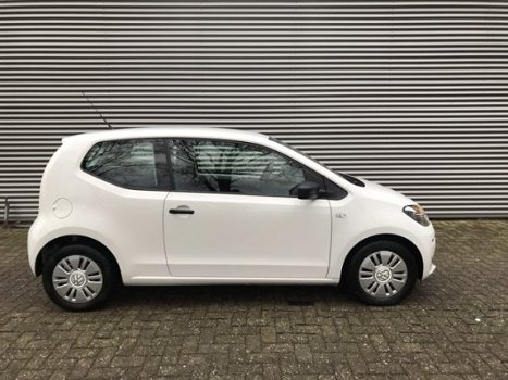 Volkswagen Up! - 1.0 Move Up BlueMotion | Airco | NL auto | Elektr. pakket | 84.000km | ALLE INRUIL - 1