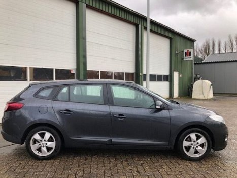 Renault Mégane - Megane 1.5 DCI 110PK EXPRES. PDC, Cruisctr, Navi, Set winterbanden - 1