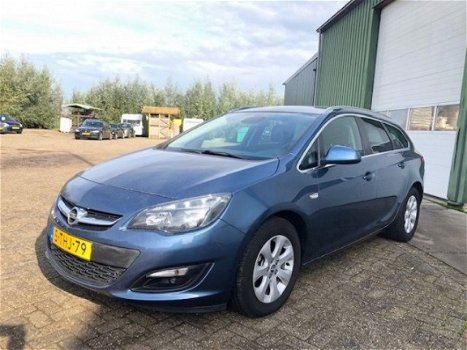 Opel Astra Sports Tourer - 1.4 TURBO Navigatie, Leer, Airco - 1