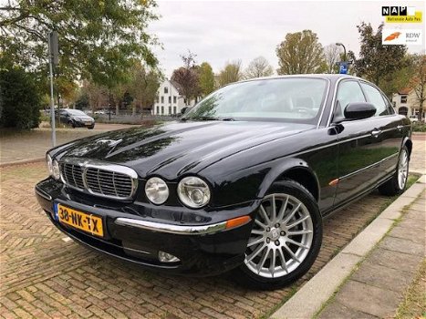 Jaguar XJ - 4.2 V8 Executive 100% Dealer Onderhouden - 1