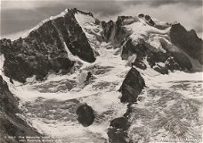 Zwitserland Piz Bernina 4055m. von Fuorcia Surley