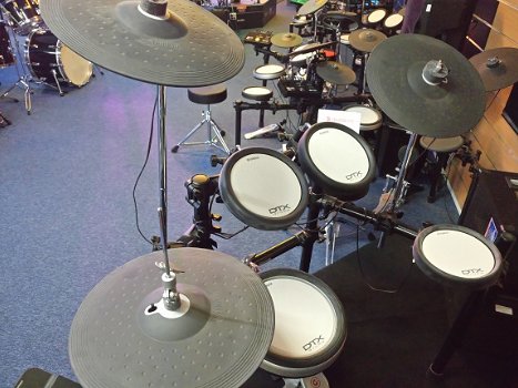 Yamaha Dtx digitale drums utiverkoop : opruiming . - 2