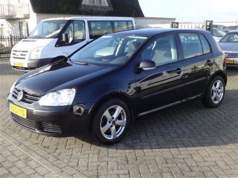 Volkswagen Golf - 1.6 16V FSI Turijn NAP - 1