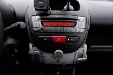 Peugeot 107 - 1.0-12V XS Airco