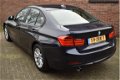 BMW 3-serie - 320i High Executive '13 Xenon Navi Airco - 1 - Thumbnail