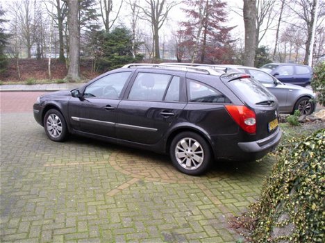 Renault Laguna Grand Tour - 2.0-16V Business goed onderhouden met g3 gasinstallatie - 1