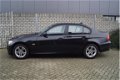 BMW 3-serie - 318i Business Line Xenon Navi Clima Cruise PDC LMV NL Auto - 1 - Thumbnail