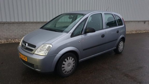 Opel Meriva - 1.6-16V Essentia - 1