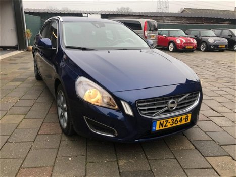 Volvo V60 - 1.6 DRIVe Ocean Race Leder Navi 149dkm - 1