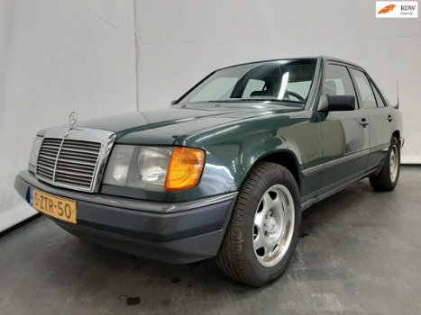 Mercedes-Benz 200-serie - 260 E (W124) - 1