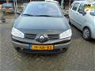 Renault Mégane - 1.6-16V Expression Comfort - 1 - Thumbnail