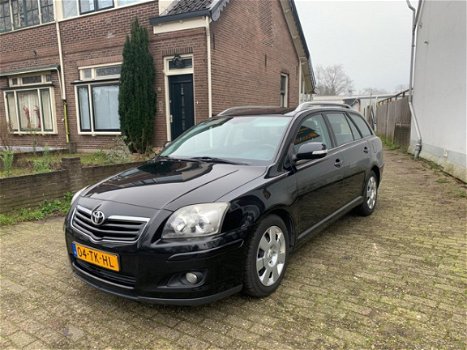 Toyota Avensis Wagon - 2.0 VVTi Luna Clima - 1