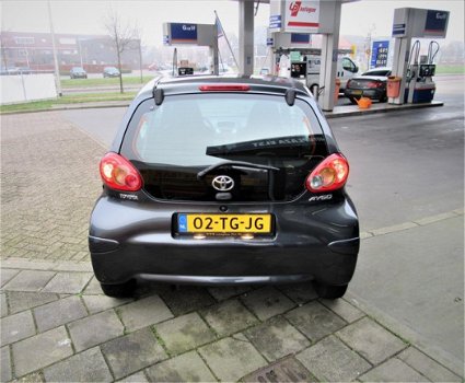 Toyota Aygo - 1.0-12V + /inruilkoopje/goed onderhouden/stuurbekrachtiging/rijd goed/apk 12-12-2020 - 1