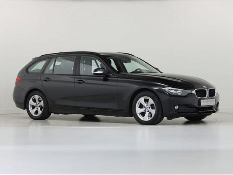 BMW 3-serie Touring - 320D 164 PK Steptronic8 Touring Edition (BNS) - 1