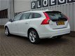 Volvo V60 - 2.4 D6 AWD Plug-In Hybrid Leer Adapt-Cruise Blis Nav Xenon Ex BTW Summum - 1 - Thumbnail