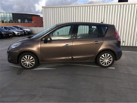 Renault Scénic - 2.0 16v Privilege (LEER/Xenon/NAV./LMV/LPG) - 1