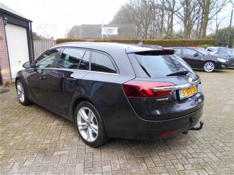 Opel Insignia Sports Tourer - 2.0 CDTI EcoFLEX Business+ Xenon Trekhaak - 1