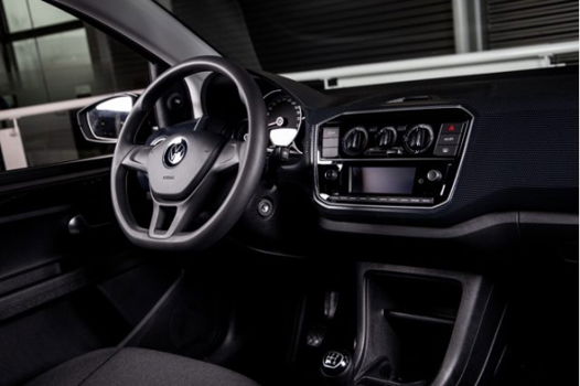 Volkswagen Up! - (2) GP move up BMT 4-deurs 1.0 44 kW / 60 pk Hatchback 5 versn. Hand - 1