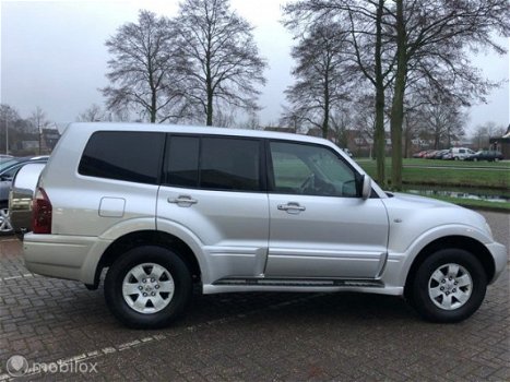 Mitsubishi Pajero - 3.2 Di-D GLS LB Panel Van - 1