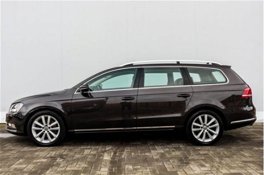 Volkswagen Passat Variant - 1.8 TSi Highline | Navi | Clima | Alcantara | Trekhaak | 17'' LMV | Stoe - 1