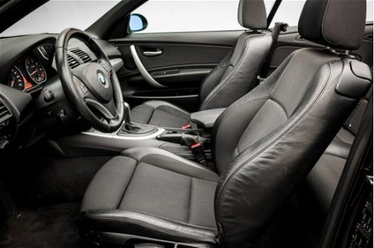 BMW 1-serie Cabrio - 118i Automaat High Executive | Xenon | Sportstoelen | Half Leder | PDC | 16'' L - 1