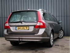 Volvo V70 - 2.5T Summum, Leer, Navi, 100 % Dealer Onderhoud, Full-Option's, Trekhaak, NL-Auto