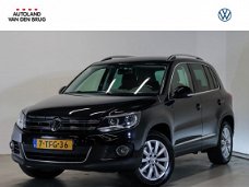 Volkswagen Tiguan - 1.4 TSI 160 PK Sport&Style | Navigatie | Parkeersensoren | Climat Controle | Tre