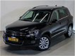 Volkswagen Tiguan - 1.4 TSI 160 PK Sport&Style | Navigatie | Parkeersensoren | Climat Controle | Tre - 1 - Thumbnail