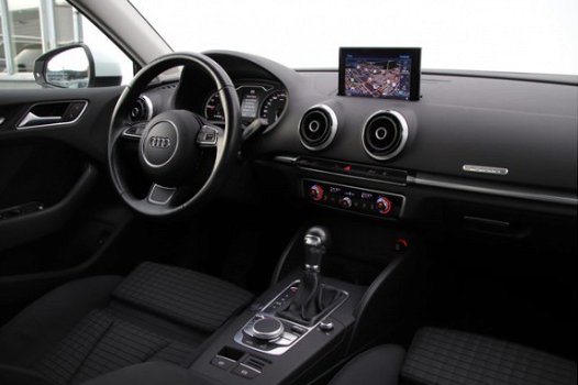 Audi A3 Sportback - 1.4 e-tron PHEV Ambition | Excl. BTW, LED, Parkeerhulp plus, Cruise control, MMI - 1