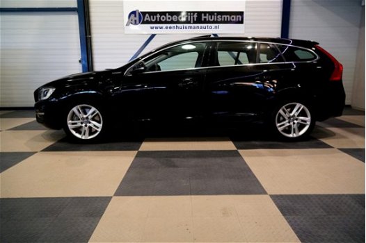 Volvo V60 - €16319 ex.BTW 7% BT tm 10-2020 2.4 D6 AWD 213kW/290pk Aut6 TE Summum CLIMA + ADAPT.CRUIS - 1