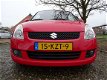 Suzuki Swift - 1.3 Base | Airco + Navi nu € 2.975, - Nieuwe APK - 1 - Thumbnail