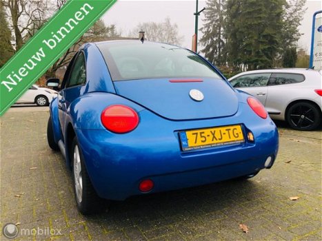 Volkswagen New Beetle - 2.0 Highline Leder / Airco / Audio / LM - 1