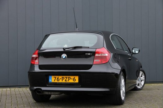 BMW 1-serie - 118i EffDyn. Ed. Business Line Ultimate Edition / NAVI / LEDER / SPORTSTOELEN - 1