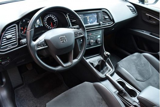 Seat Leon ST - 1.6 TDI Style Business Ecomotive Navigatie/Clima - 1