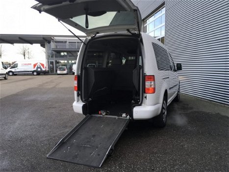 Volkswagen Caddy Maxi - 2.0 EcoFuel/Benzine 6p. Roelstoelvervoer/ knielsysteem (incl. BTW) rollstuhl - 1