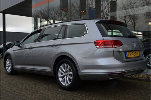 Volkswagen Passat Variant - 1.6 TDI Aut. Euro 6, Executive, NL Auto, Facelift, Discover Pro Navi, DA - 1