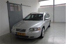 Volvo V70 - 2.4 D5 Edition Sport dealer onderhouden, van eerste eigenaar, elektrisch verstelbare sto