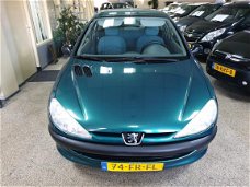 Peugeot 206 - 1.1 XR met Nieuwe APK tot en met 16-01-2021