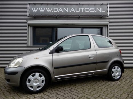 Toyota Yaris - 1.0 VVT-i Terra Bluetooth | Zuinig-betrouwbaar - 1