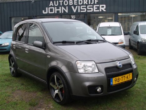 Fiat Panda - 1.4 16V Sport 100 HP * airco * weinig km's - 1