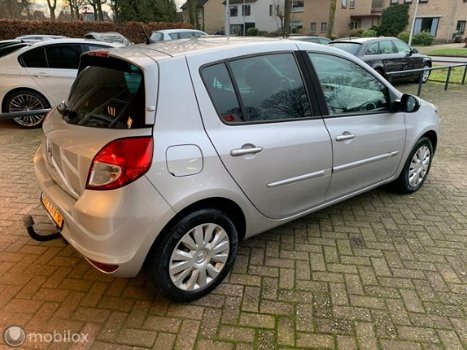 Renault Clio - 1.5 dCi Parisienne - 1